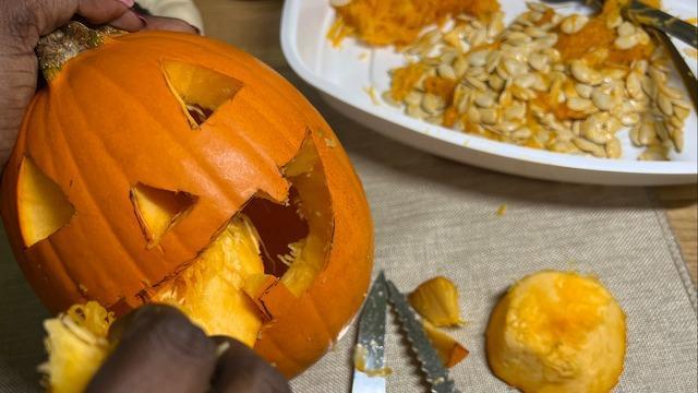 cbsn-fusion-pumpkins-a-spooky-superfood-packed-with-vitamins-and-health-benefits-thumbnail-2414124-640x360.jpg 
