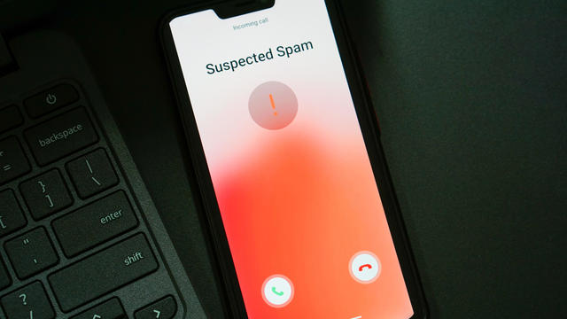 Suspected spam call was detected on a smartphone. 