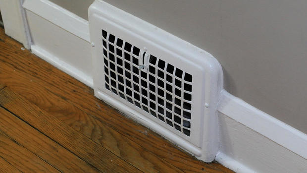 Air vent for heating and cooling 