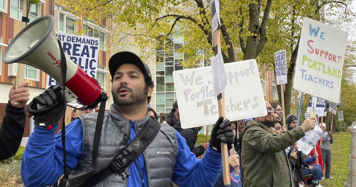 Portland, Oregon, teachers strike over class sizes, pay and resources