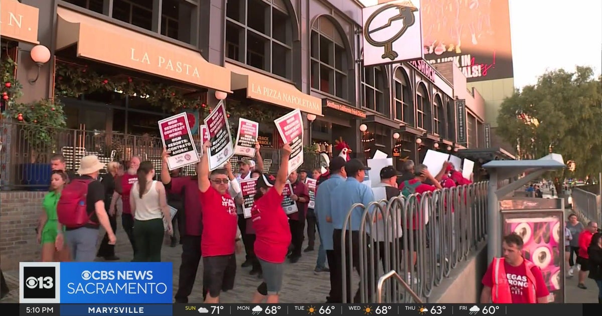 Culinary workers go on strike in Las Vegas - CBS Sacramento