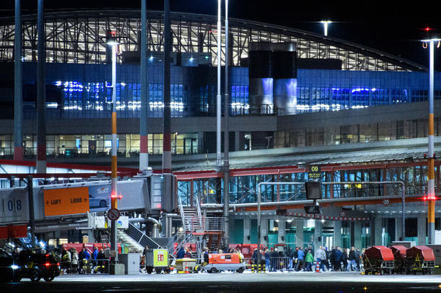 Armed Man Breaks Through Gate At Hamburg Airport 