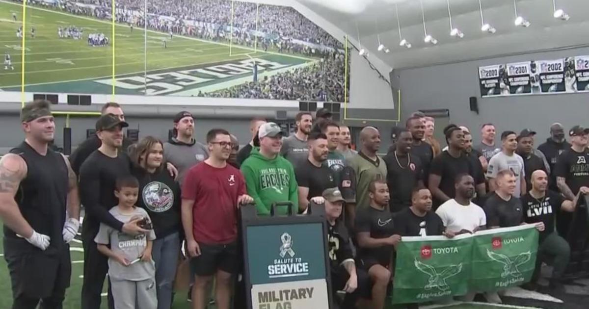 Eagles salute to service t clearance shirt