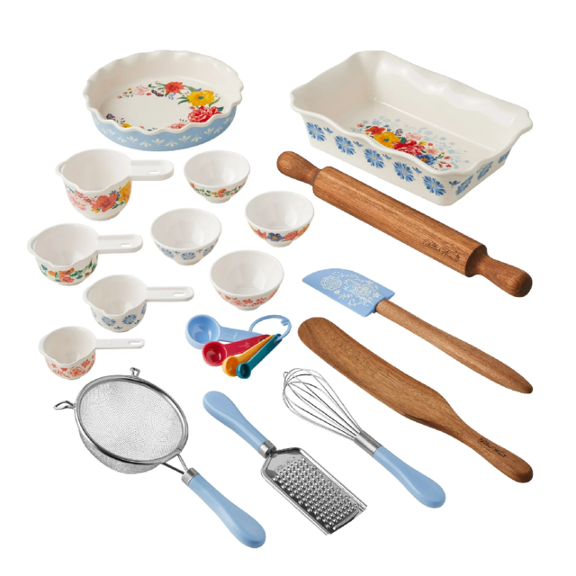 The Pioneer Woman's Kitchenwares Are On Sale