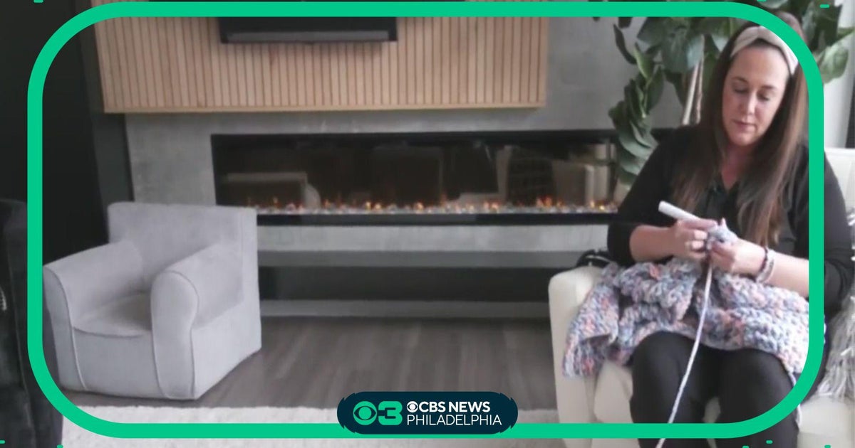 How a woman is taking her own grief and knitting other families