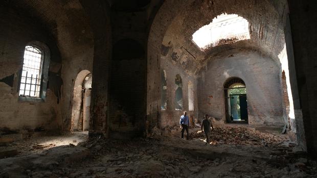 Destroyed church in Ukraine 