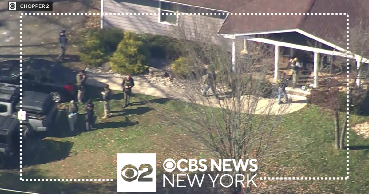 FBI manhunt for Gregory Yetman enters 2nd day in New Jersey - CBS New York