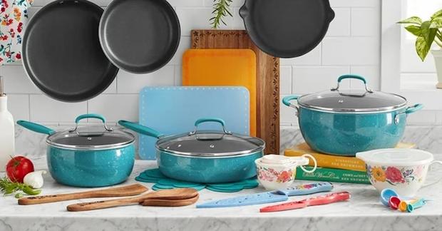 The Pioneer Woman Brilliant Blooms 38-Piece Cookware Set 
