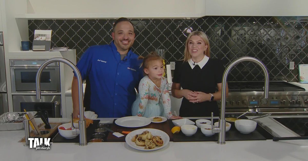 Cooking up an easy meal with Thanksgiving leftovers - CBS Pittsburgh