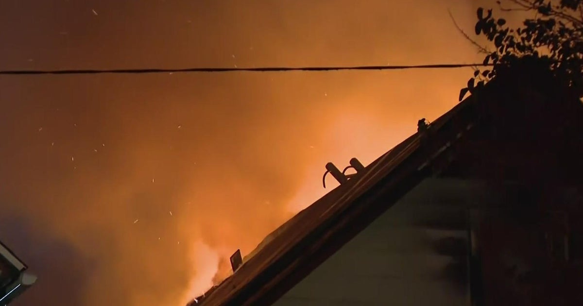 Woman found dead in Brighton Park house fire - CBS Chicago