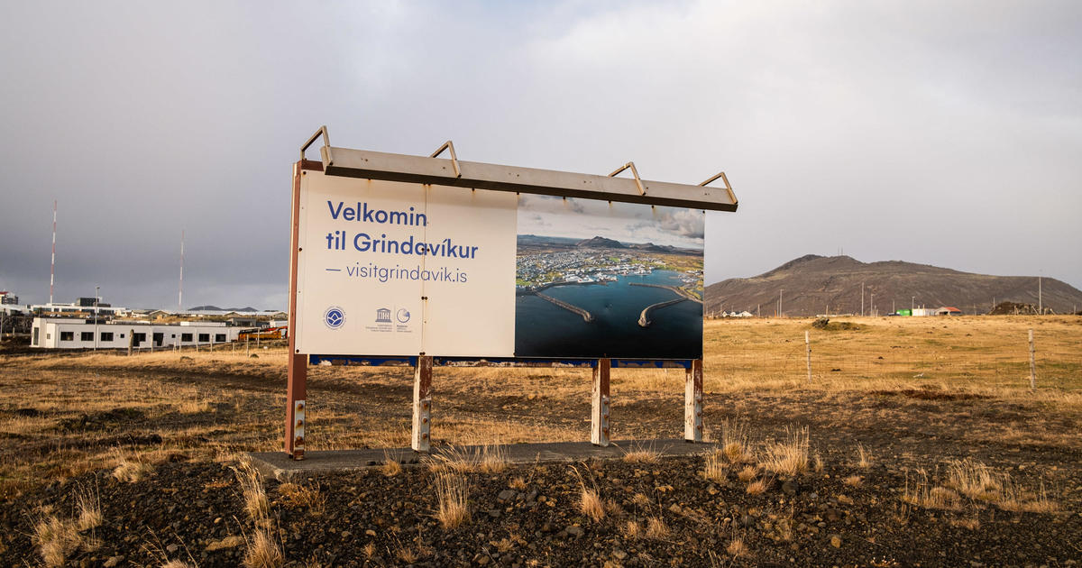 Жителите на рибарски град в югозападна Исландия напуснаха домовете си