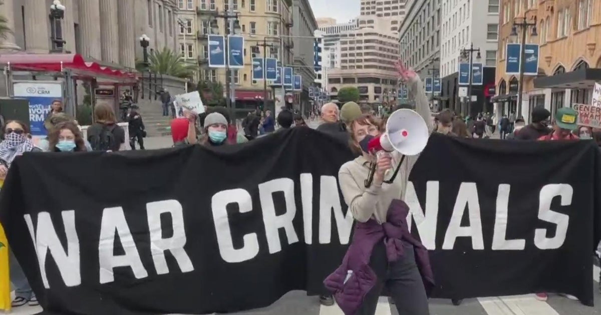 Protesters confront APEC attendees, block streets in downtown San ...
