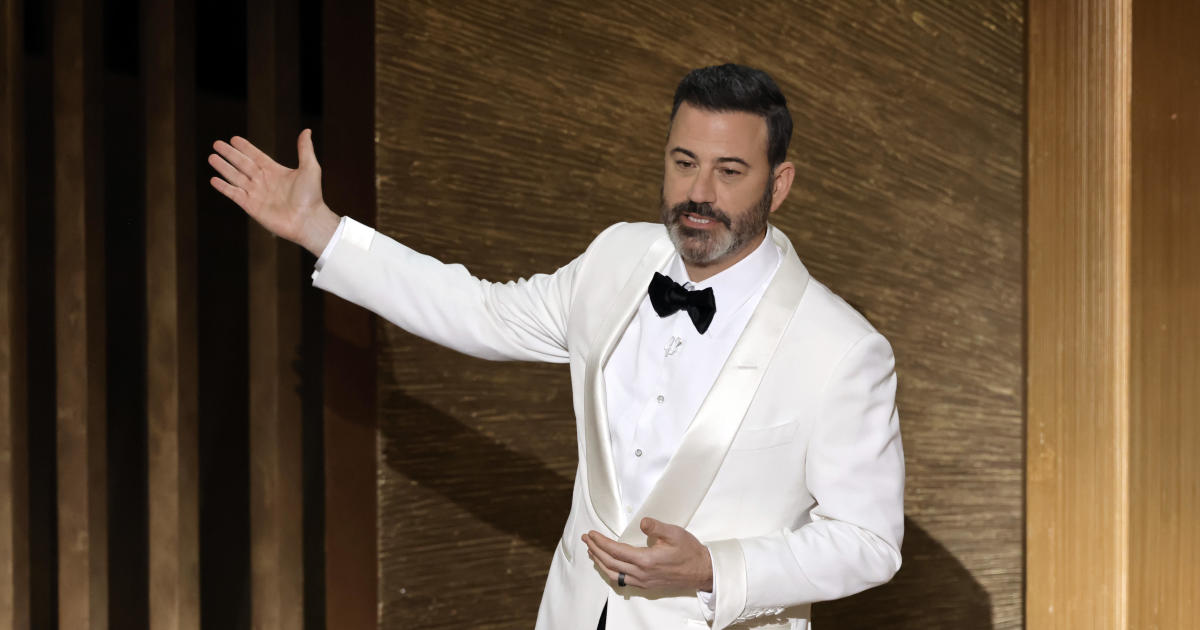 Комикът Джими Кимъл се завръща на сцената на Оскар отново