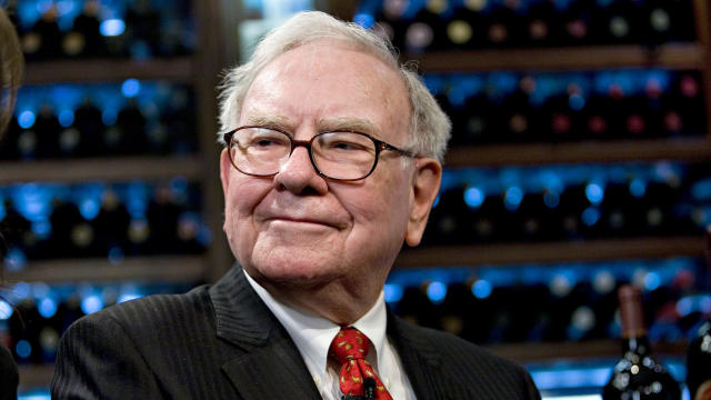 Warren Buffett, chief executive officer of Berkshire Hathaway, pauses during a television interview at Smith & Wollensky in New York, Feb. 22, 2010. 