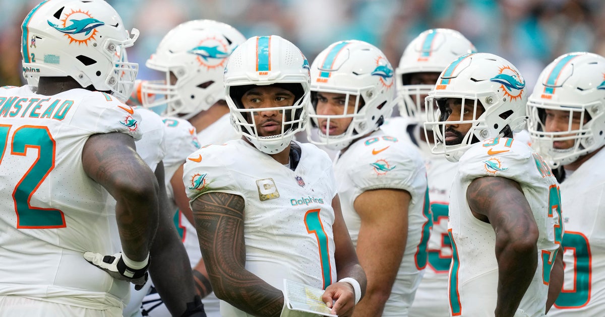 Dolphins get started large extend operate, CBS Miami’s Steve Goldstein Dolphins get started large extend operate, CBS Miami’s Steve Goldstein