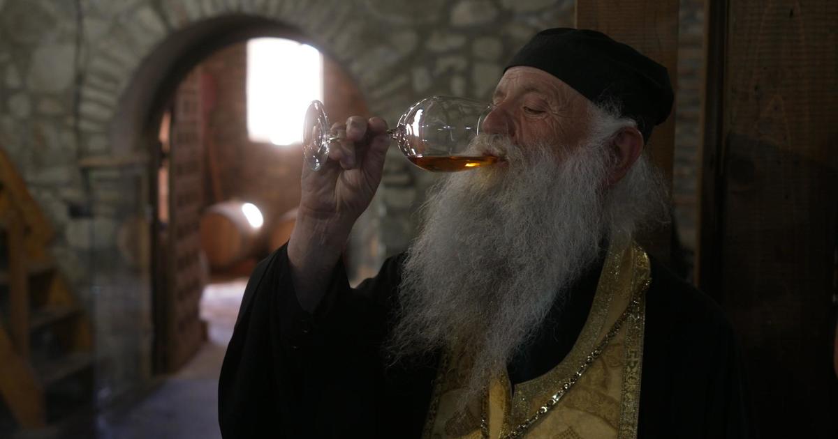 Georgian monks make wine using ancient techniques | 60 Minutes