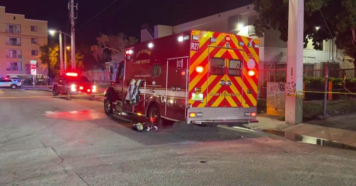 Fire at Little Havana apartment building forces over 40 residents out of their homes Fire at Little Havana apartment building forces over 40 residents out of their homes