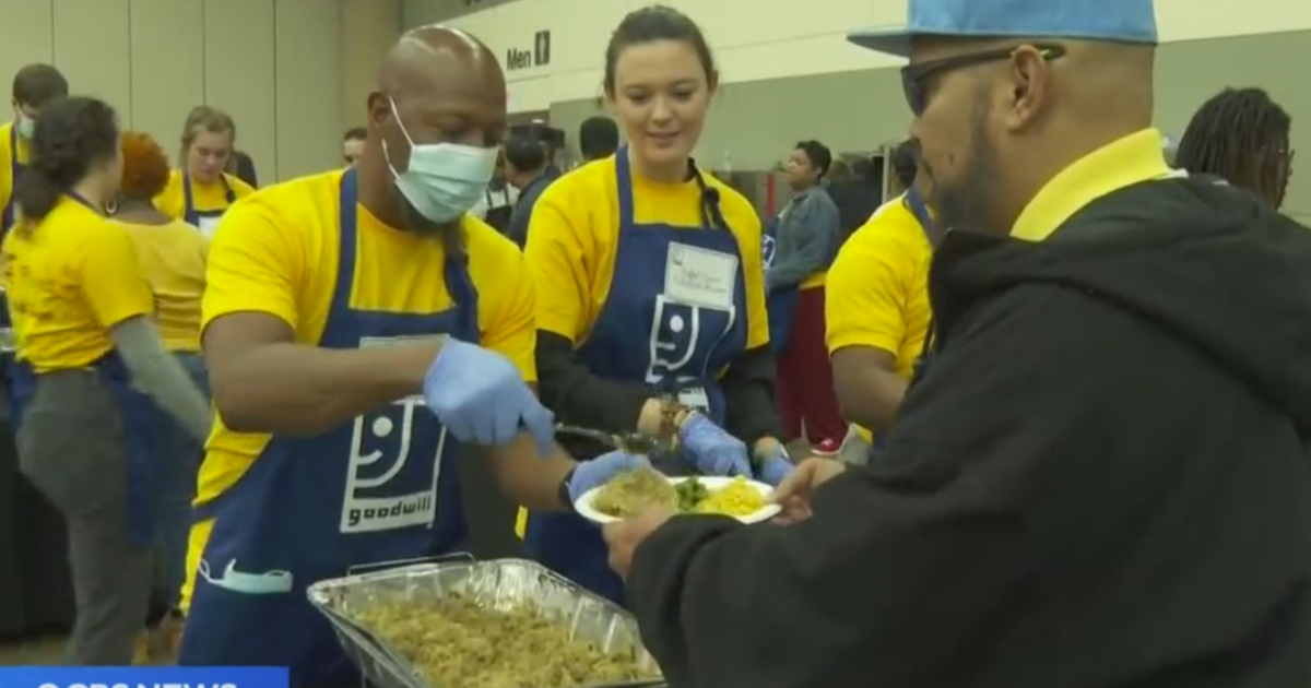 Goodwill Serves Thanksgiving Meals To Thousands Of People At Baltimore ...