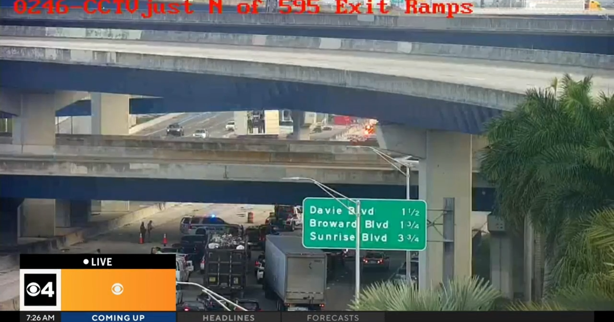 Northbound I-95 lanes shut at I-595 due to fatal crash