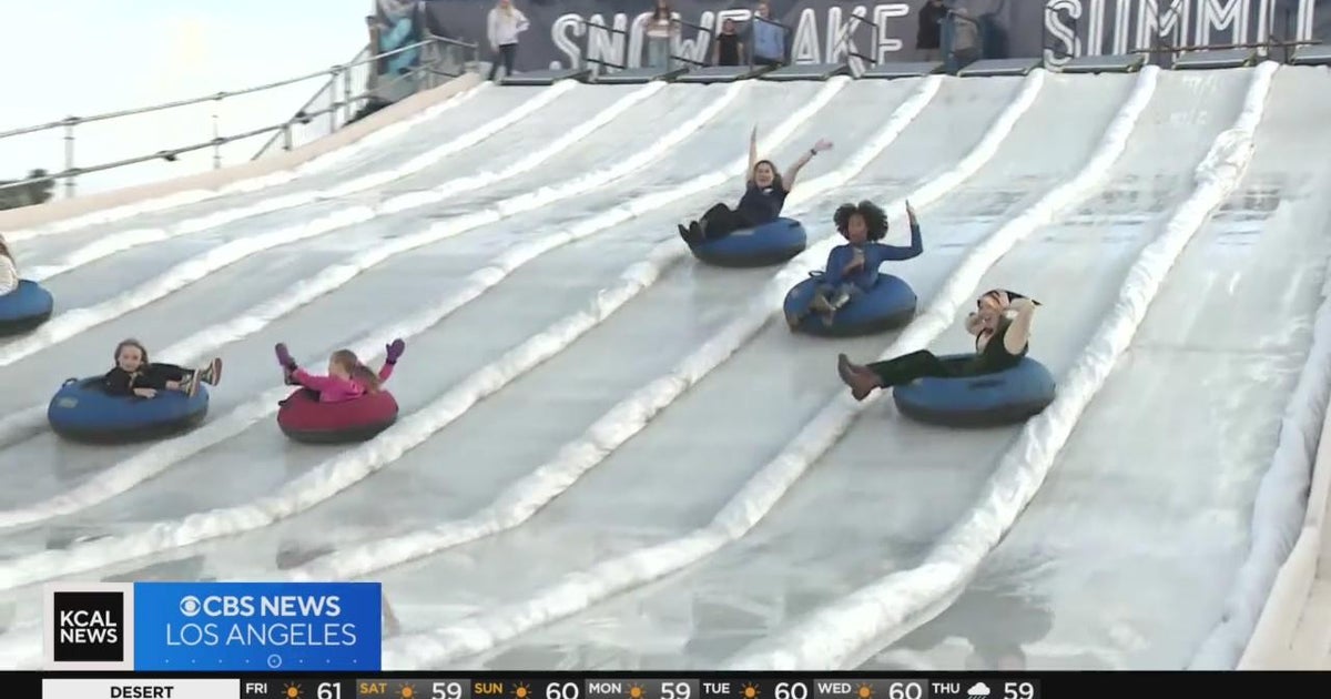 costa-mesa-fairgrounds-transforms-into-winter-wonderland-cbs-los-angeles