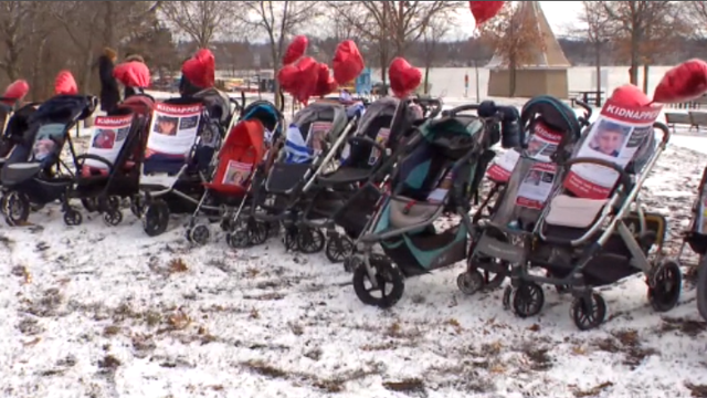 Group walks for return of Hamas hostages at Lake Harriet 