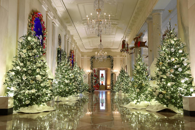 Photos Show the White House and Windsor Castle Decorated for Holidays