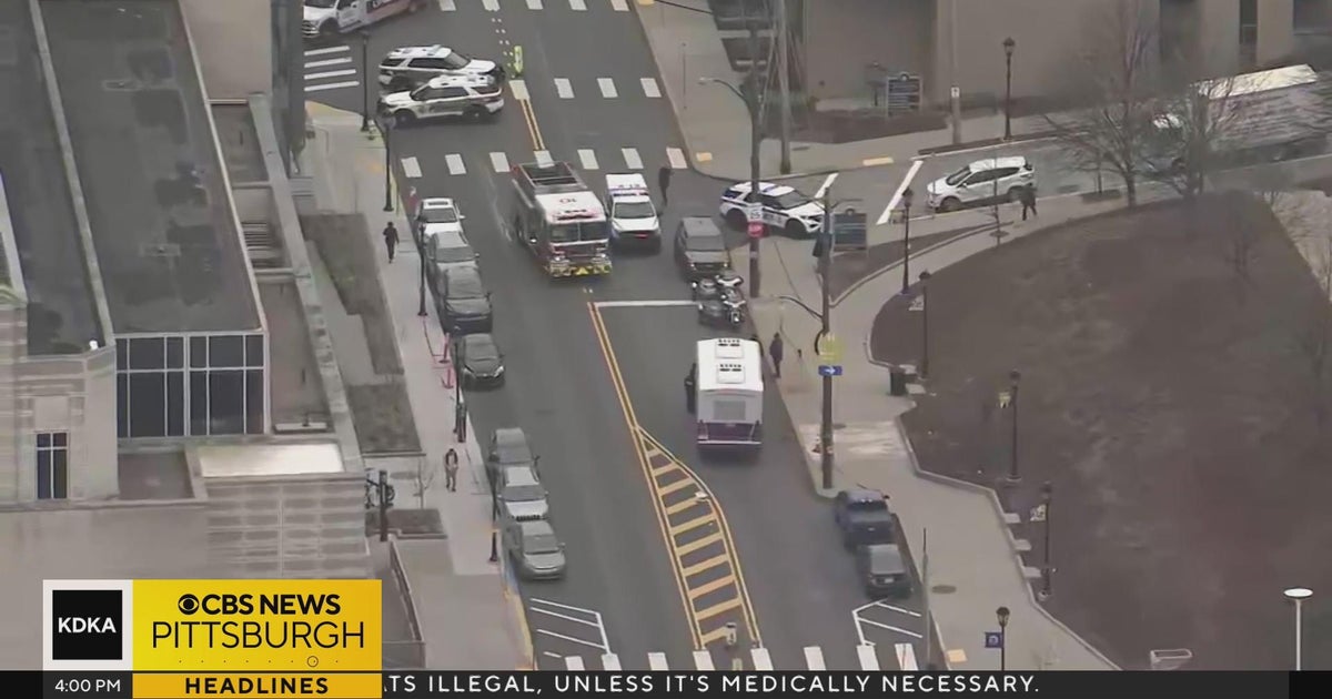 Woman dies after being hit by shuttle bus in Pittsburgh - CBS Pittsburgh