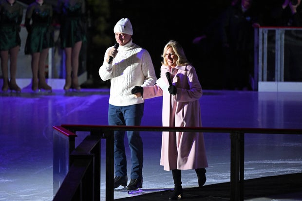 US-POLITICS-BIDEN-SKATE