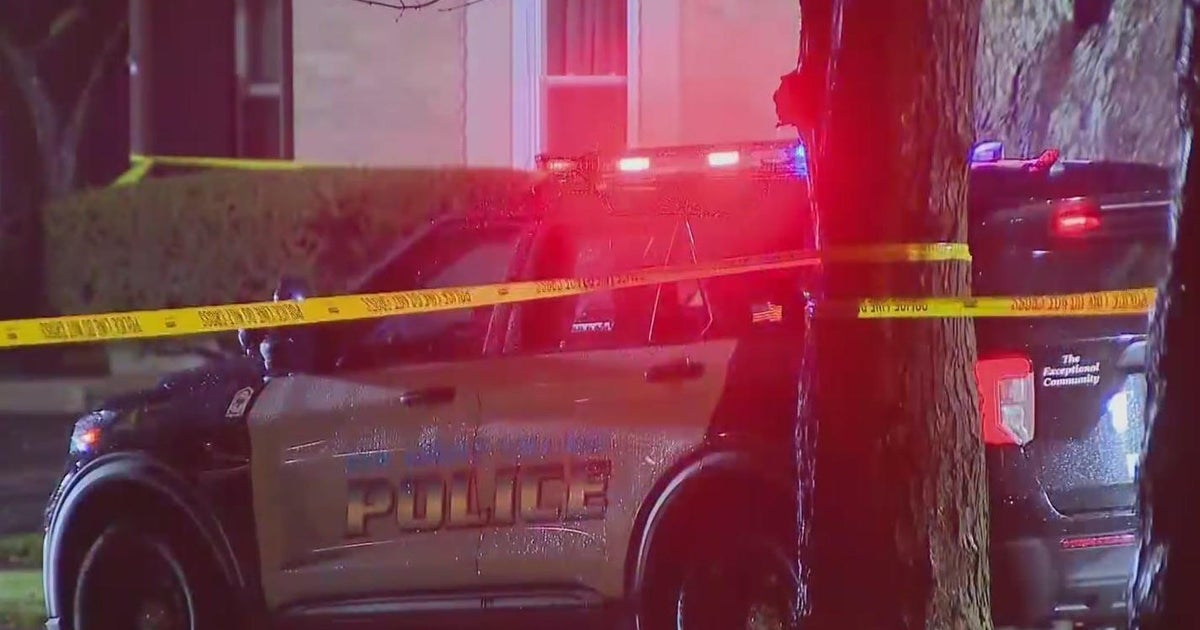 Man dead in police shooting in Chicago's northwest suburbs CBS Chicago