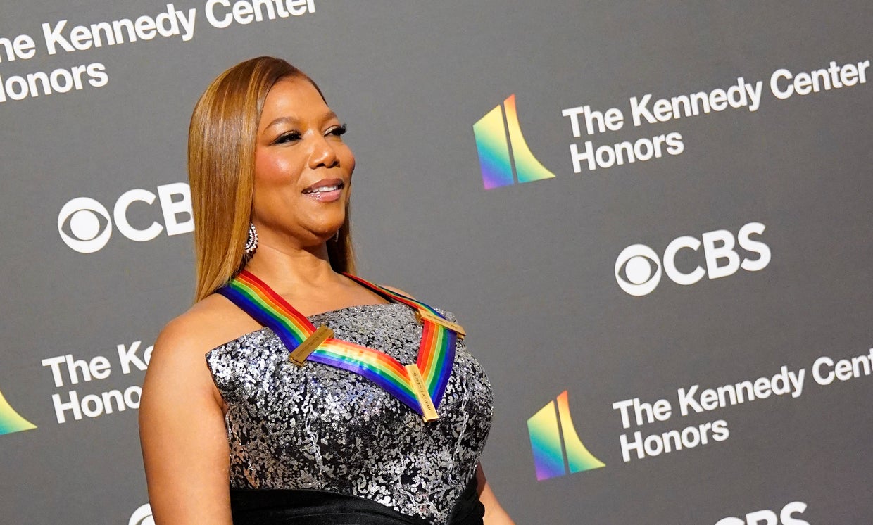 Biden hosts 2023 Kennedy Center honorees at White House CBS News