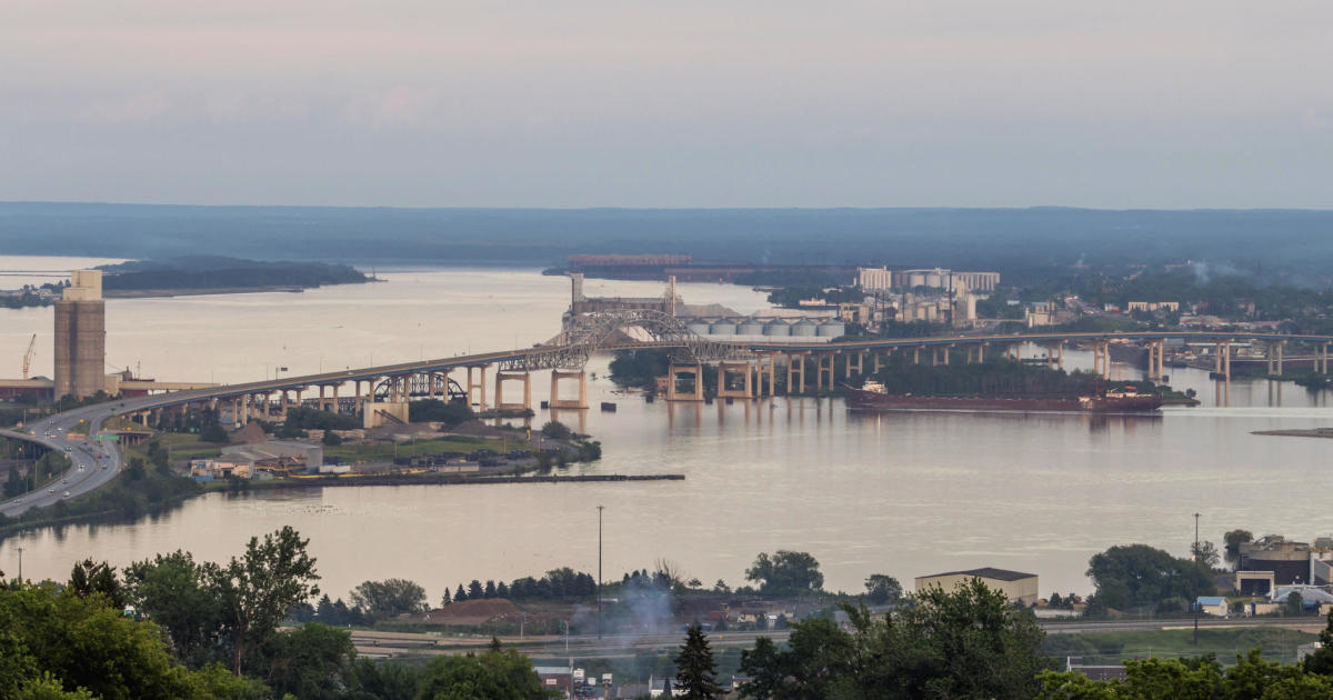 Minnesota, Wisconsin governors request over $1B in federal funds to replace Blatnik Bridge in Duluth