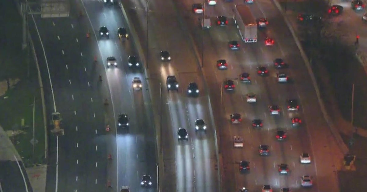 Phase 1 of Kennedy Expressway construction almost complete - CBS Chicago