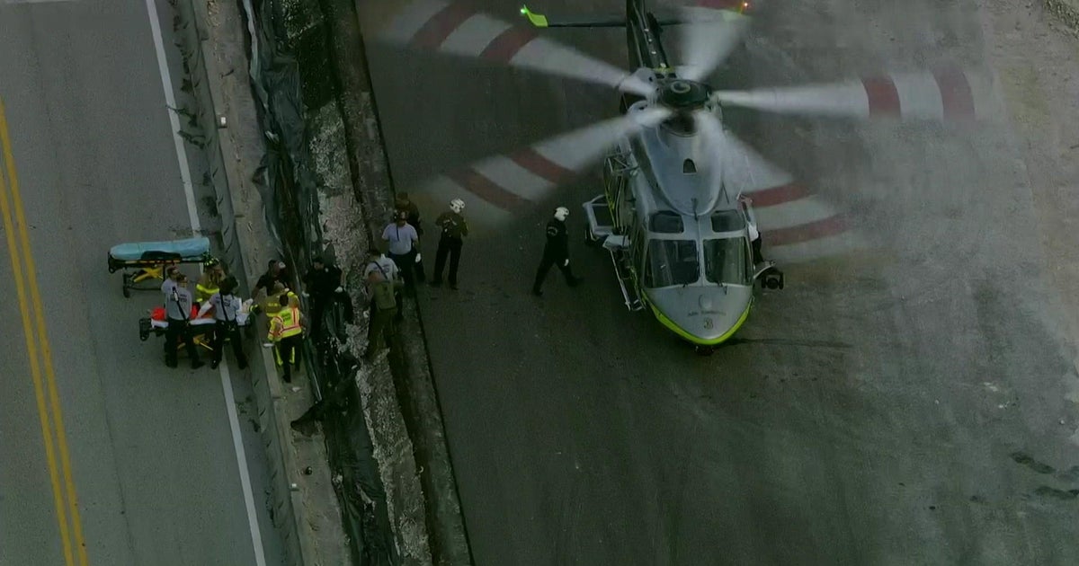 3 hospitalized in Tamiami Trail crash involving 2 pickup trucks 3 hospitalized in Tamiami Trail crash involving 2 pickup trucks