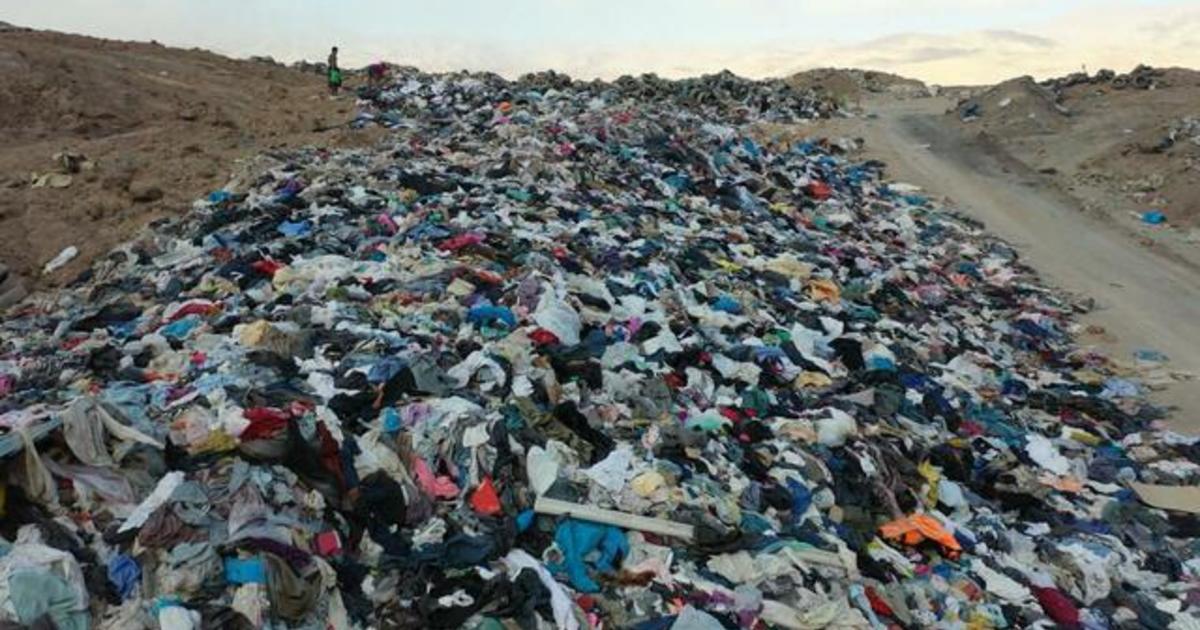 Inside the landfill of fast-fashion: "These clothes don't even come from here"