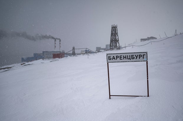 Russia ramps up its military presence in the Arctic nearly 2 years into the Ukraine war