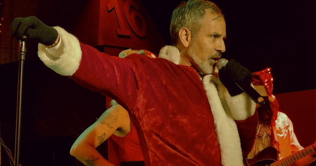 SoCal punk hero El Vez brings Mexmas show to the Bottom of the Hill