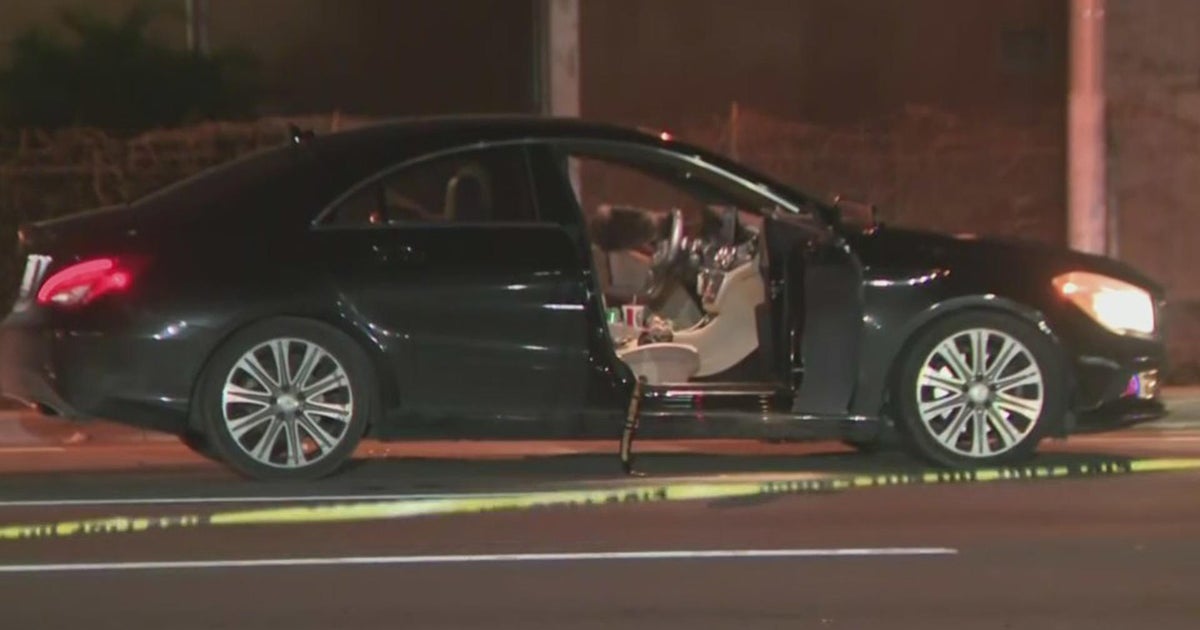 Triple shooting near Miami Dade College North Campus - CBS Miami