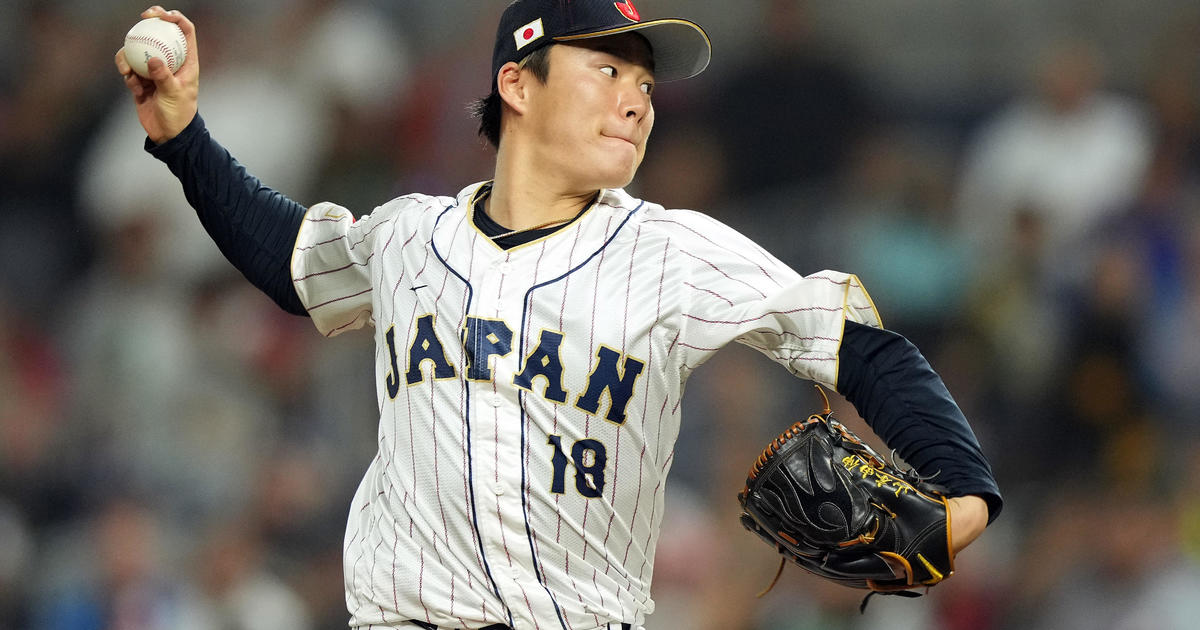 Report: Dodgers agree to 12-year deal with Japanese pitcher Yoshinobu Yamamoto