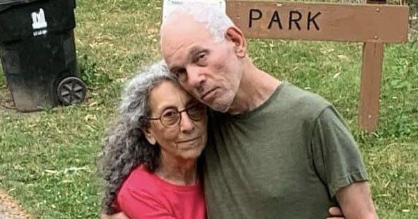 Komunitas kibbutz mengatakan sandera Amerika-Israel tewas dalam serangan Hamas Komunitas kibbutz mengatakan sandera Amerika-Israel tewas dalam serangan Hamas