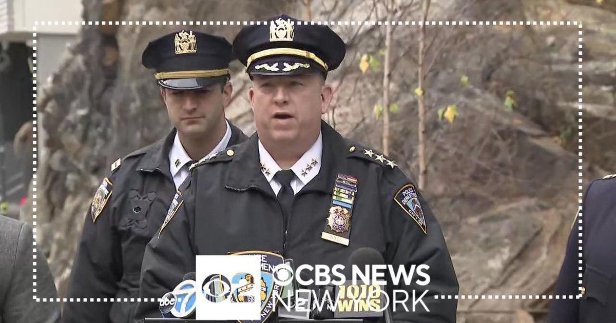 NYPD news conference on Bronx police-involved shooting - CBS New York