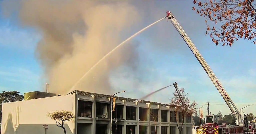 Section of El Camino Real closed during cleanup of 3-alarm fire - CBS ...