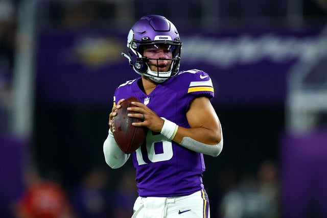 Tennessee Titans v Minnesota Vikings 