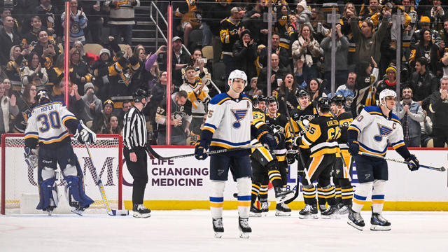 NHL: DEC 30 Blues at Penguins 
