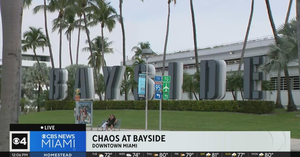 Four teens arrested soon after Bayside Marketplace chaos Four teens arrested soon after Bayside Marketplace chaos