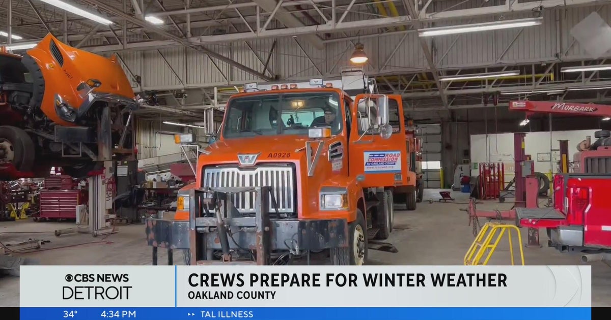 Metro Detroit road crews prepare for wintry mix - CBS Detroit