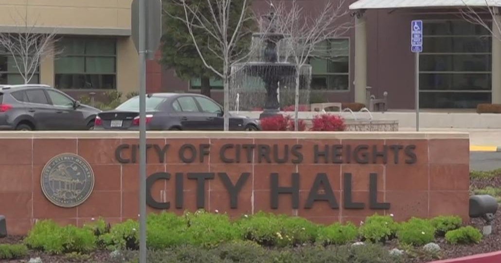 Citrus Heights expected to ban pedestrians from medians, intersections