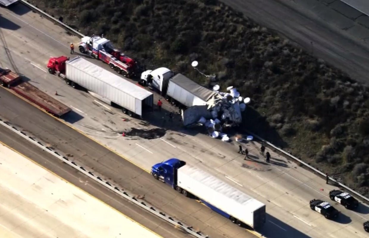 Big rig injury accident leads to extensive southbound I-5 Highway ...