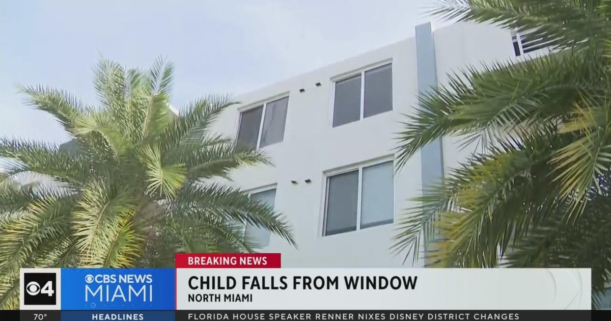 Little one rushed to the hospital after slipping from fourth flooring of North Miami apartment setting up