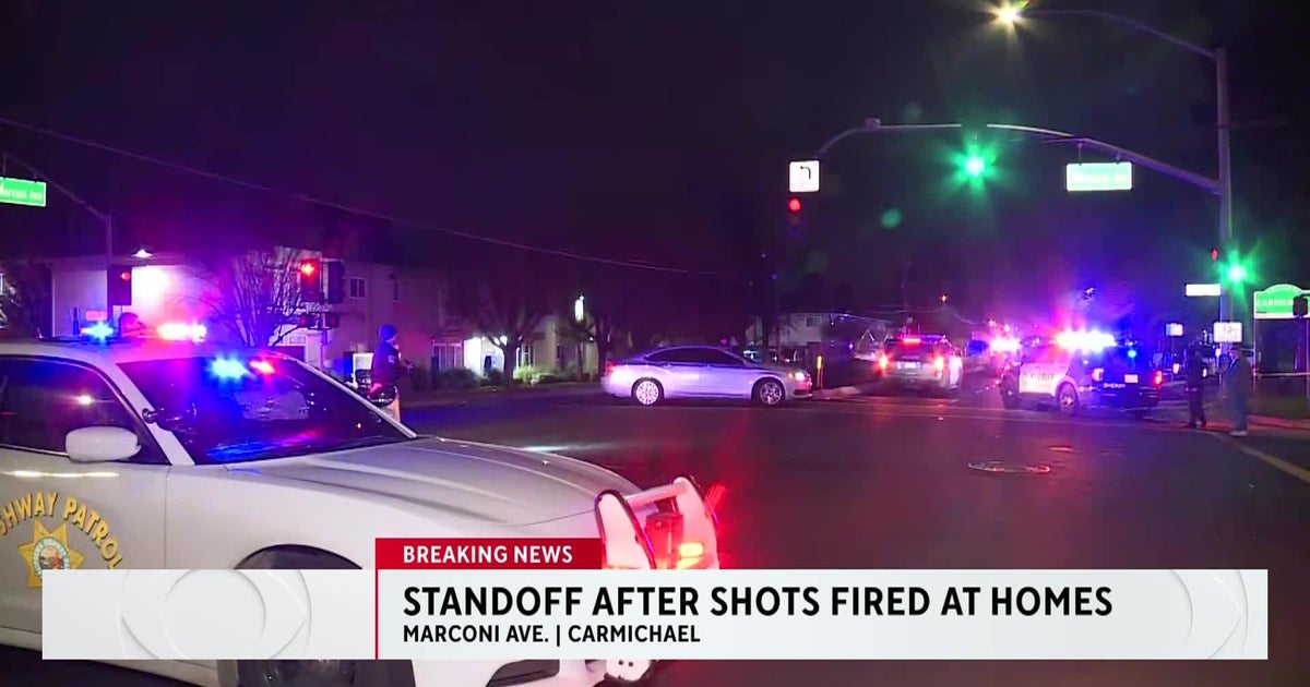 Apartments evacuated during standoff in Carmichael