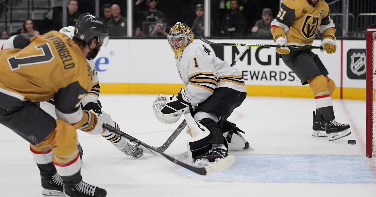 Boston Bruins lose third in a row 2 1 in overtime to Vegas